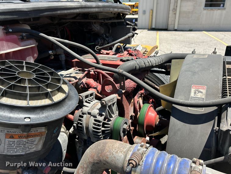 image for item EK4783 2014 Thomas Built  Saf-T-Liner C2 school bus