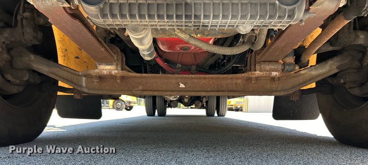 image for item EK4783 2014 Thomas Built  Saf-T-Liner C2 school bus