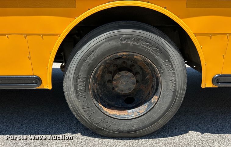 image for item EK4783 2014 Thomas Built  Saf-T-Liner C2 school bus