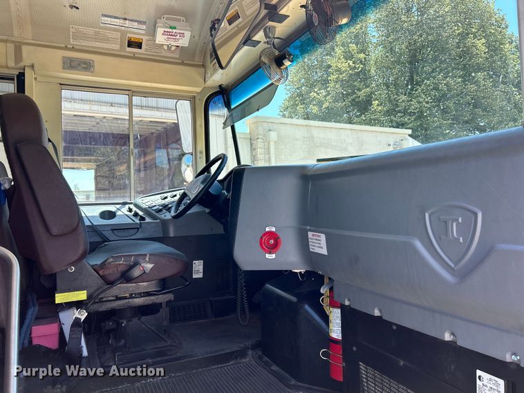 image for item EK4784 2008 IC CE300 school bus