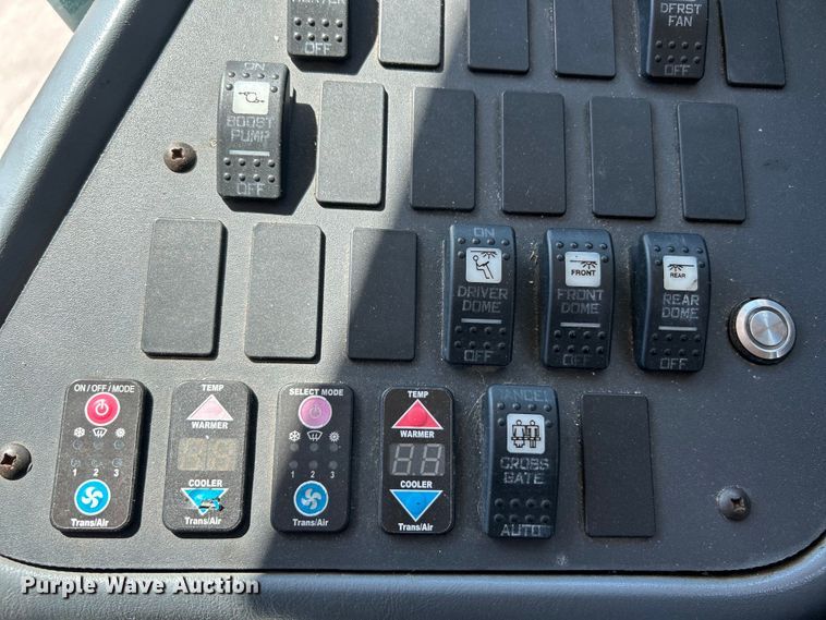 image for item EK4784 2008 IC CE300 school bus