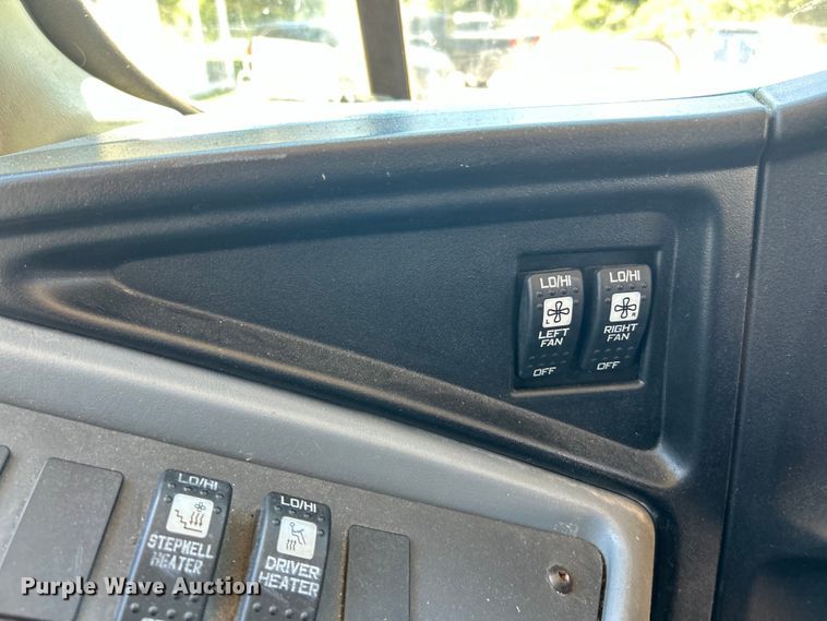 image for item EK4784 2008 IC CE300 school bus