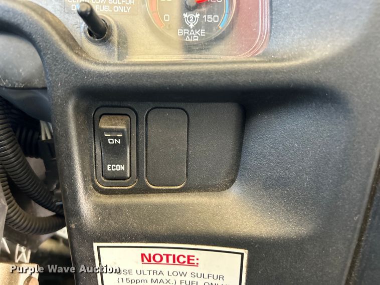 image for item EK4784 2008 IC CE300 school bus