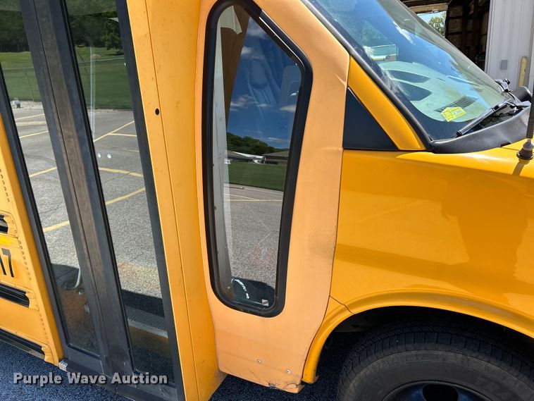 image for item EK4785 2009 Chevrolet  Express school bus