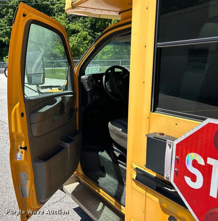 image for item EK4785 2009 Chevrolet  Express school bus