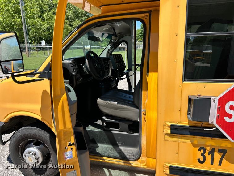 image for item EK4785 2009 Chevrolet  Express school bus