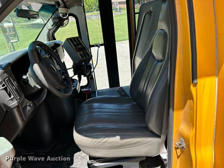 image for item EK4785 2009 Chevrolet  Express school bus