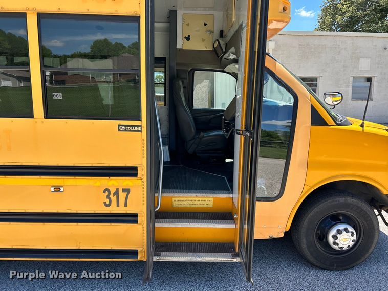 image for item EK4785 2009 Chevrolet  Express school bus