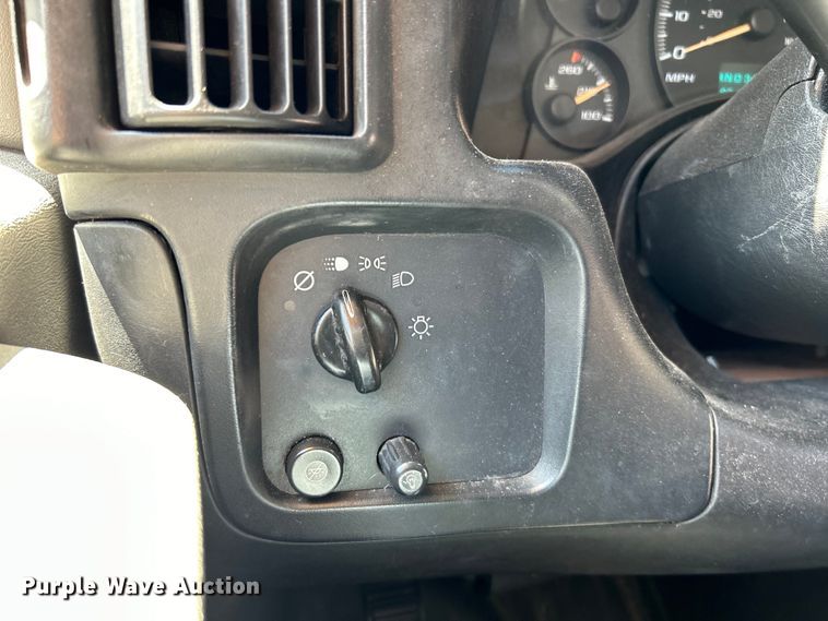 image for item EK4786 2007 Chevrolet  Express school bus