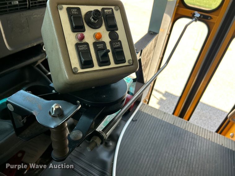 image for item EK4786 2007 Chevrolet  Express school bus