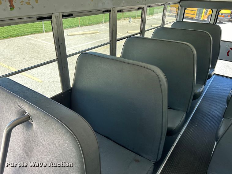 image for item EK4786 2007 Chevrolet  Express school bus