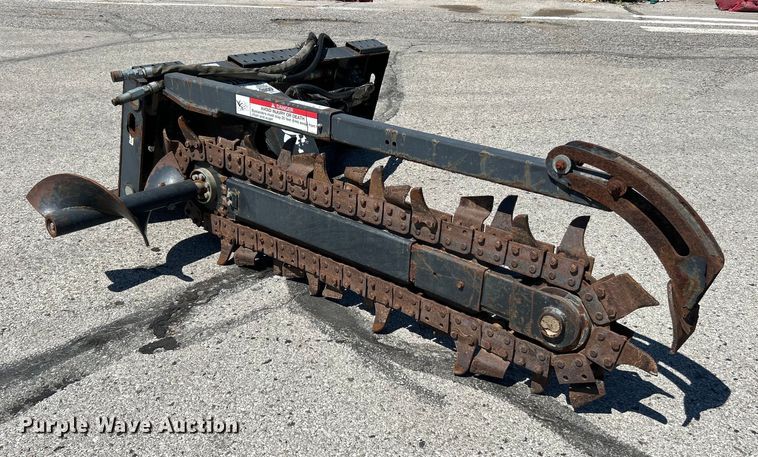 image for item EK4793 2008 Bobcat  LT313 skid steer trencher