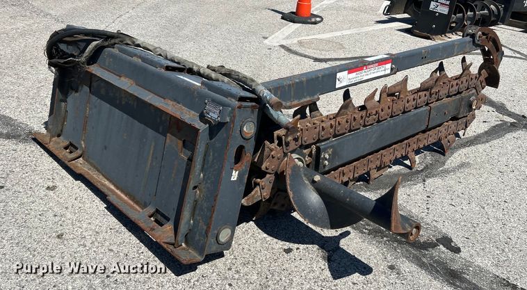 image for item EK4793 2008 Bobcat  LT313 skid steer trencher