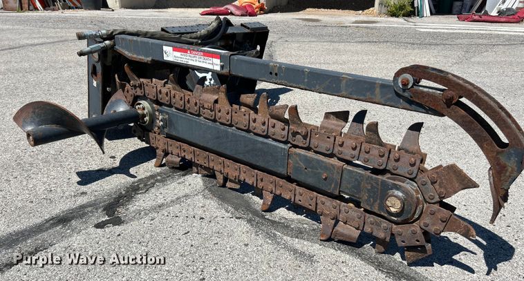image for item EK4793 2008 Bobcat  LT313 skid steer trencher