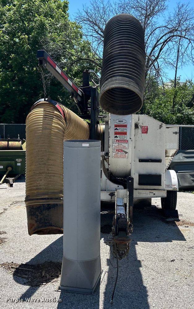 image for item EK4804 2016 Old Dominion Brush LCT6000 leaf vacuum