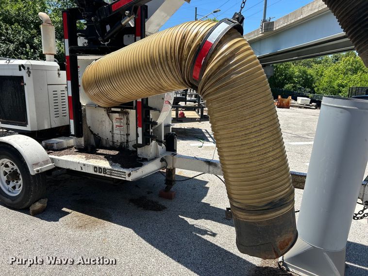 image for item EK4804 2016 Old Dominion Brush LCT6000 leaf vacuum