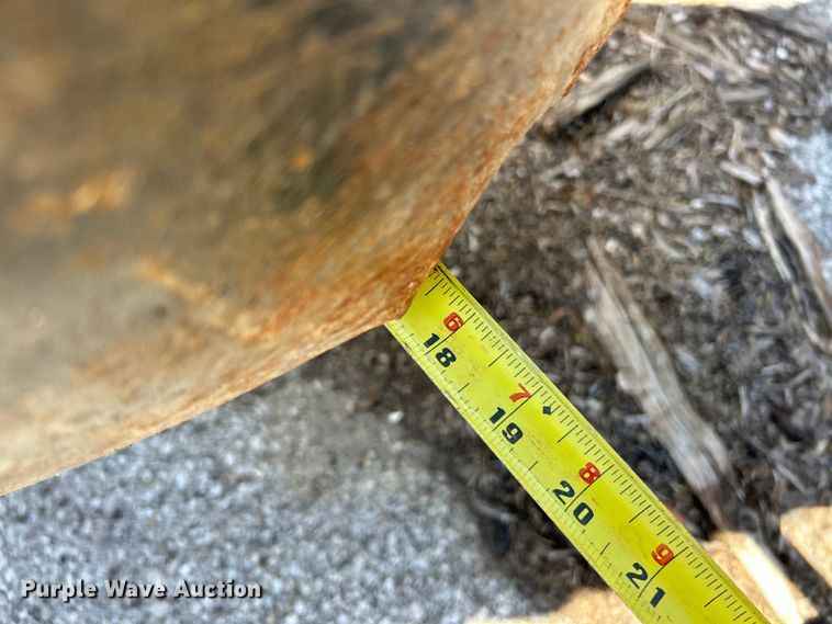 image for item EK4804 2016 Old Dominion Brush LCT6000 leaf vacuum