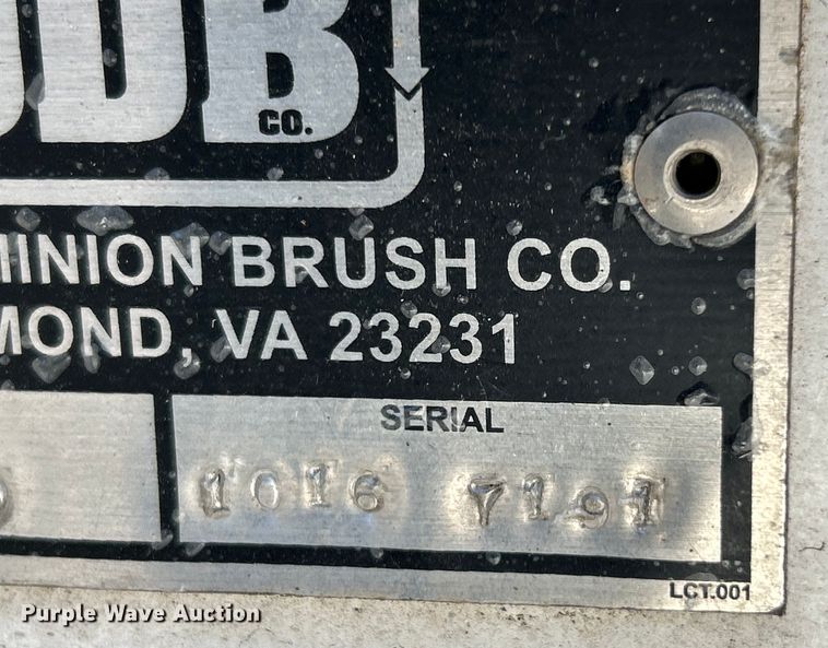 image for item EK4804 2016 Old Dominion Brush LCT6000 leaf vacuum