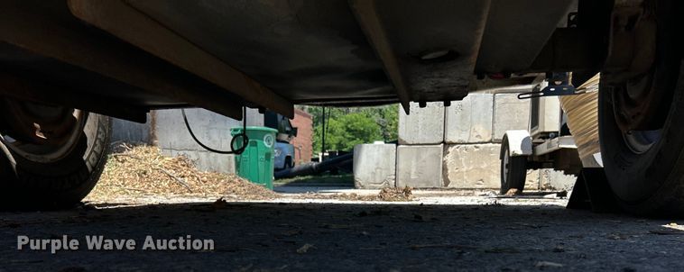 image for item EK4805 2015 Old Dominion Brush LCT6000 leaf vacuum