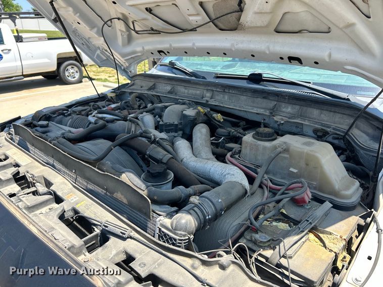 image for item EK4815 2012 Ford  F550 Super Duty XL  truck cab and chassis