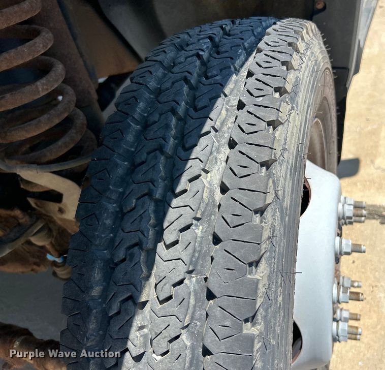 image for item EK4815 2012 Ford  F550 Super Duty XL  truck cab and chassis