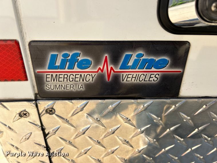 image for item EK4825 2016 Ford F450 Super Duty XLT ambulance