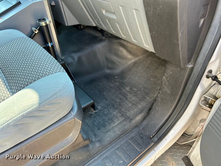 image for item EK4825 2016 Ford F450 Super Duty XLT ambulance