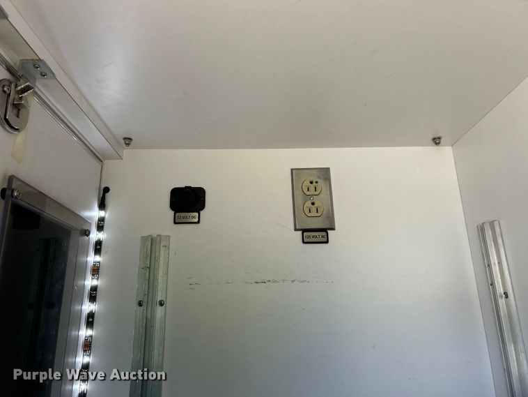 image for item EK4825 2016 Ford F450 Super Duty XLT ambulance