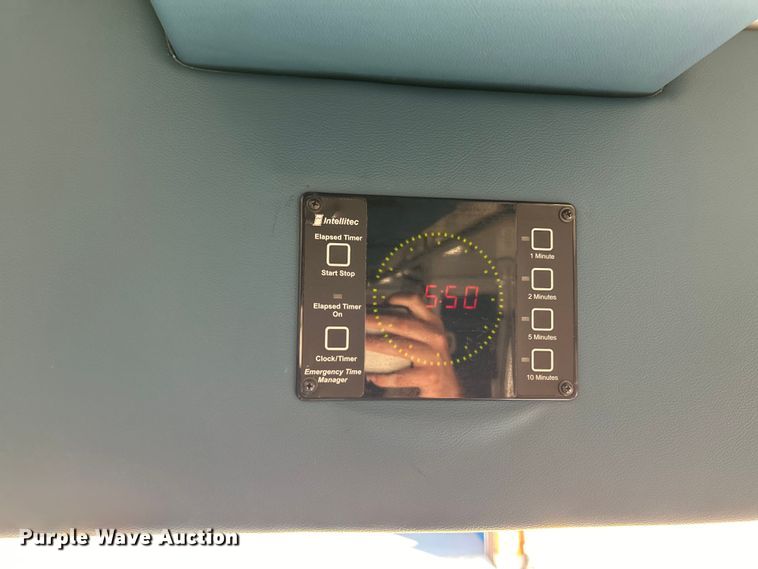 image for item EK4825 2016 Ford F450 Super Duty XLT ambulance