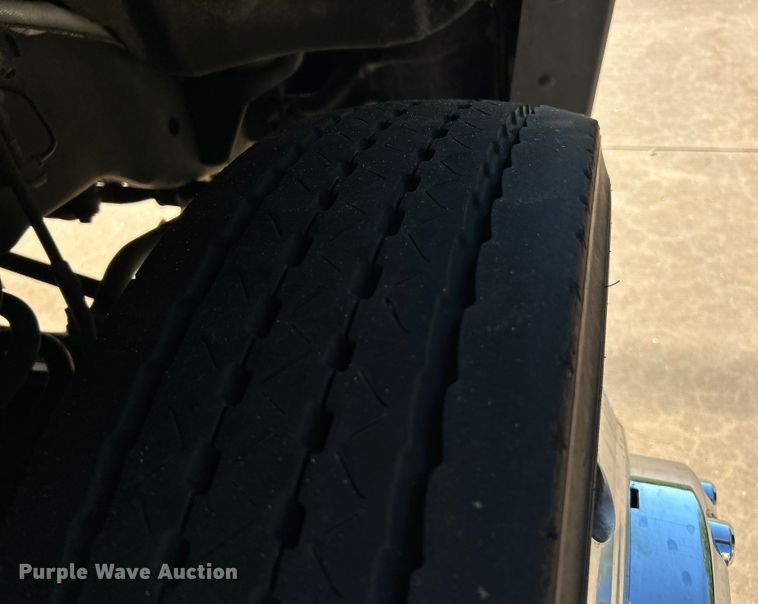 image for item EK4825 2016 Ford F450 Super Duty XLT ambulance