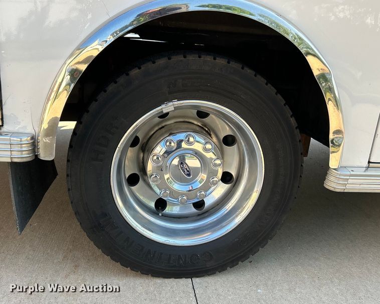 image for item EK4825 2016 Ford F450 Super Duty XLT ambulance