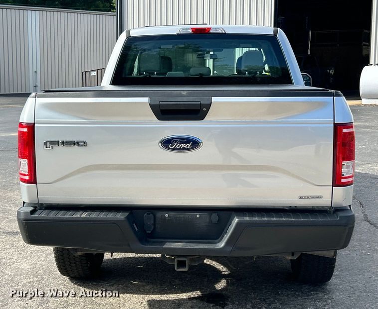 image for item EK4837 2015 Ford F150 XL SuperCab pickup truck