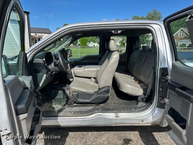 image for item EK4837 2015 Ford F150 XL SuperCab pickup truck