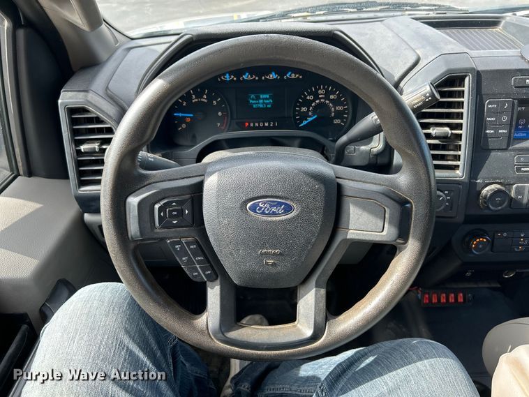 image for item EK4837 2015 Ford F150 XL SuperCab pickup truck