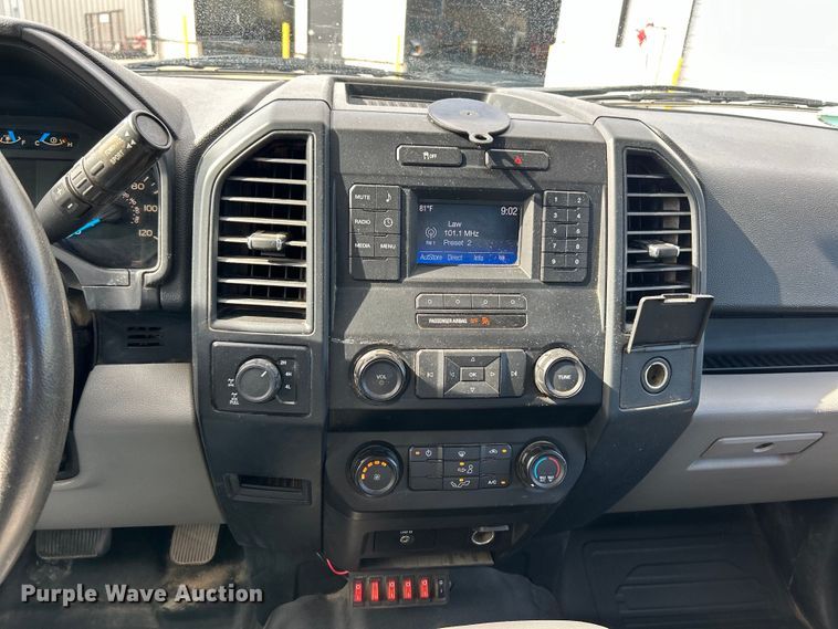 image for item EK4837 2015 Ford F150 XL SuperCab pickup truck