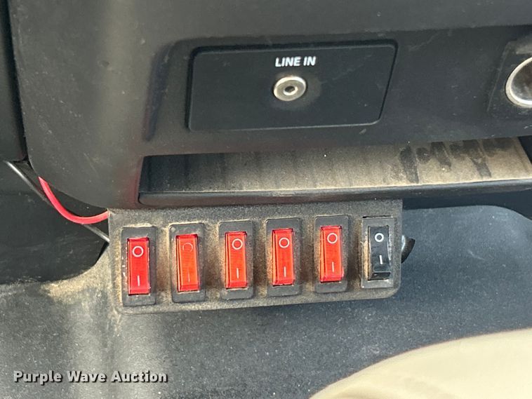 image for item EK4837 2015 Ford F150 XL SuperCab pickup truck