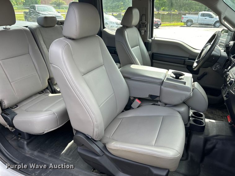 image for item EK4837 2015 Ford F150 XL SuperCab pickup truck