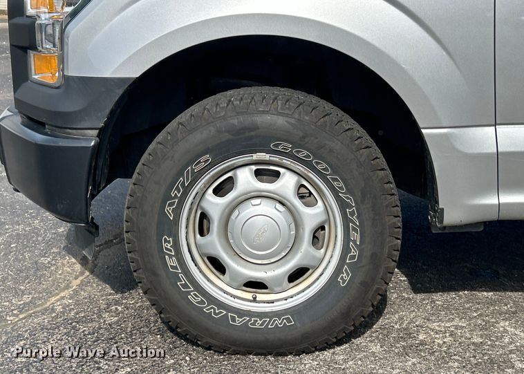 image for item EK4837 2015 Ford F150 XL SuperCab pickup truck