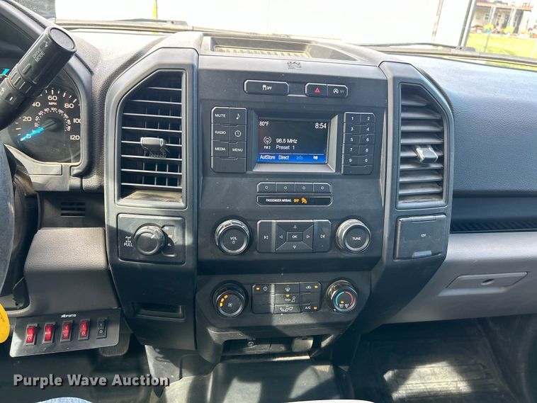 image for item EK4838 2018 Ford F150 XL SuperCab pickup truck