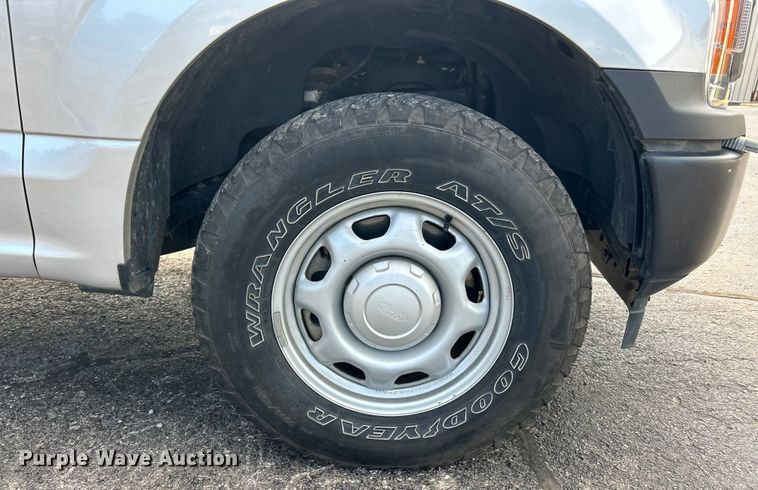 image for item EK4838 2018 Ford F150 XL SuperCab pickup truck