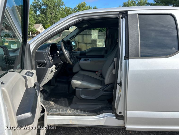 image for item EK4839 2018 Ford F150 XL SuperCab pickup truck