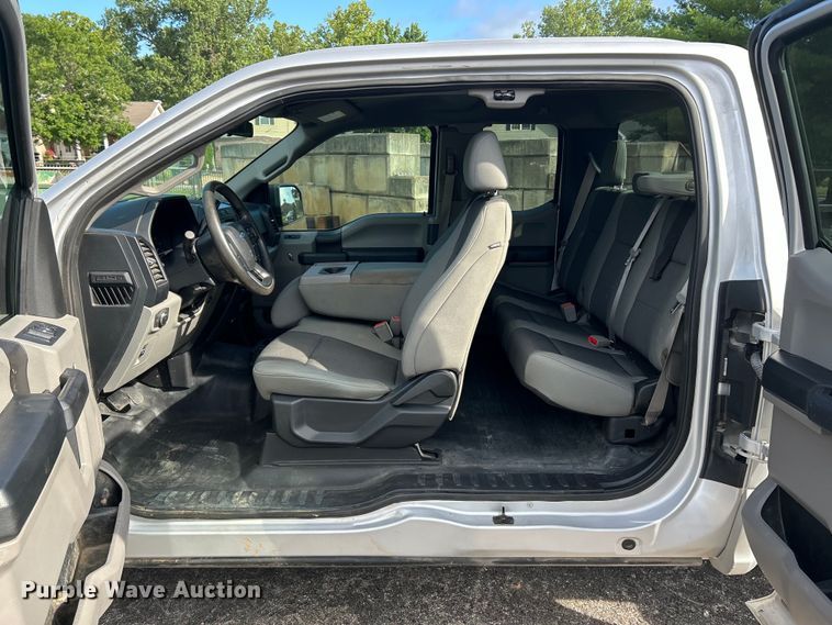 image for item EK4839 2018 Ford F150 XL SuperCab pickup truck