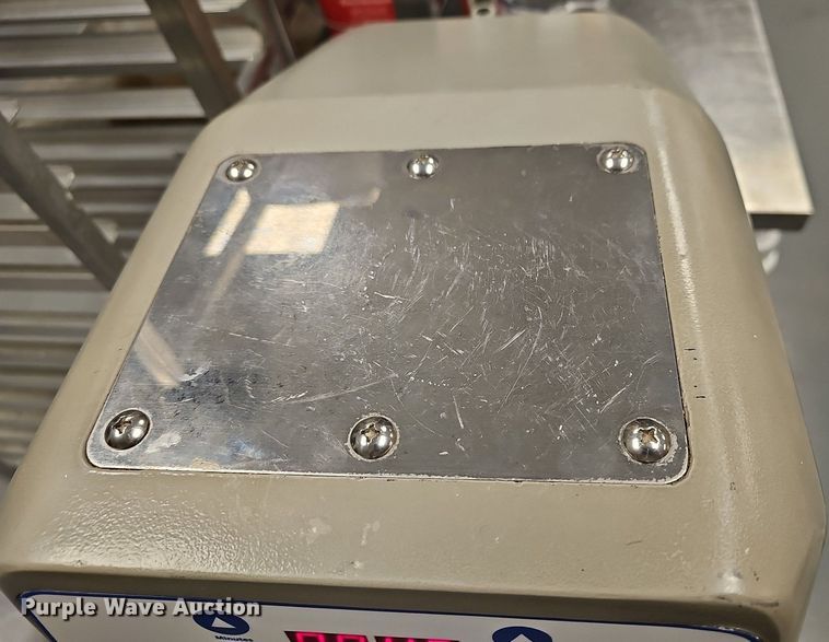 image for item EK5712 Globe  SP60 mixer