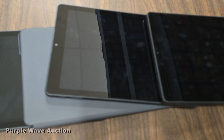 image for item EK6004 Approximately 40 Chromebooks 