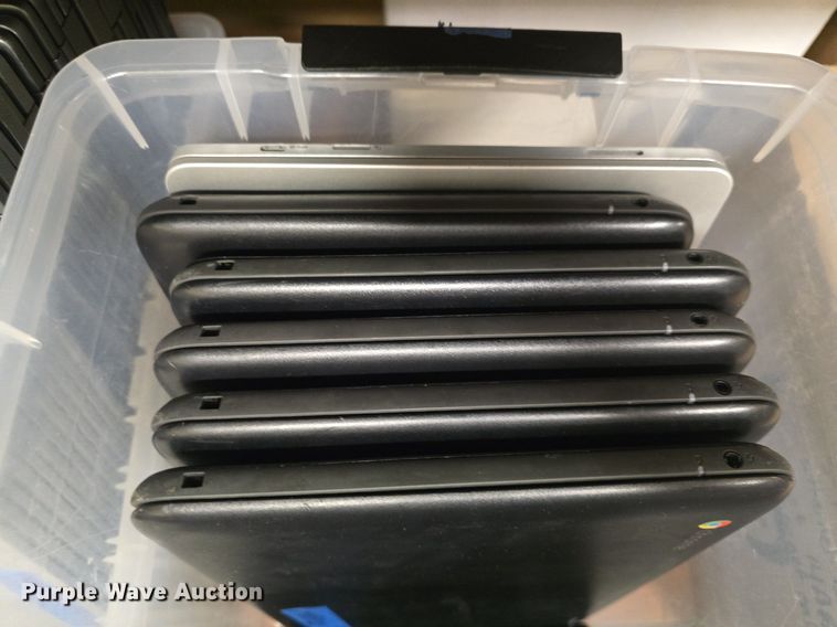 image for item EK6004 Approximately 40 Chromebooks 