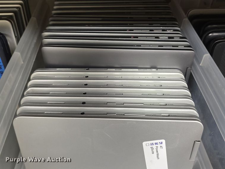 image for item EK6004 Approximately 40 Chromebooks 