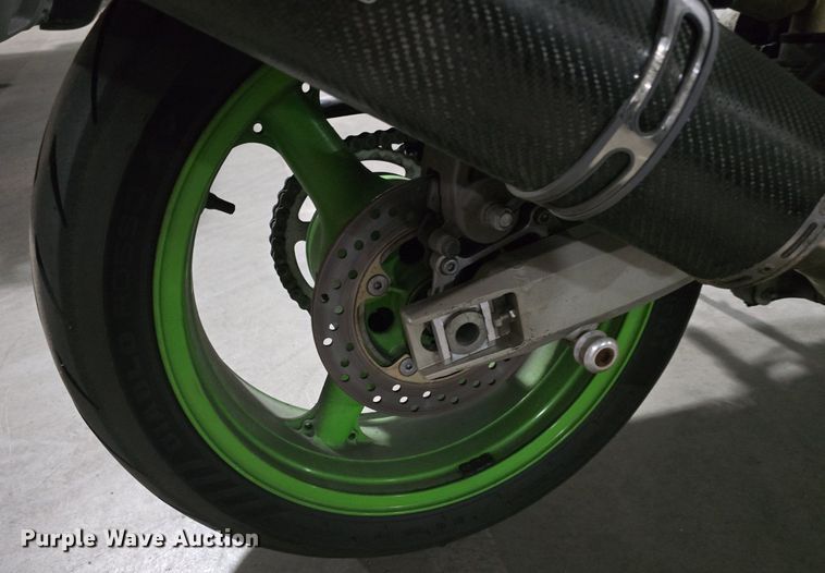 image for item EK6072 2000 Kawasaki  Ninja ZX9R motorcycle