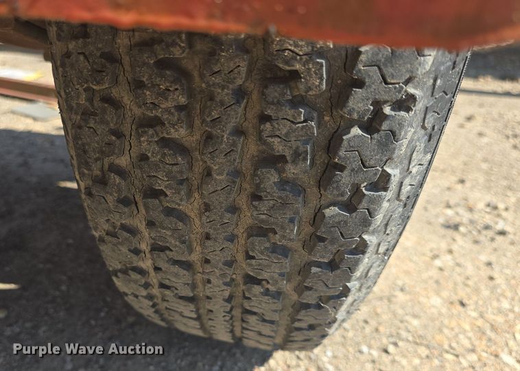 image for item EK6080 Wanco arrow board trailer