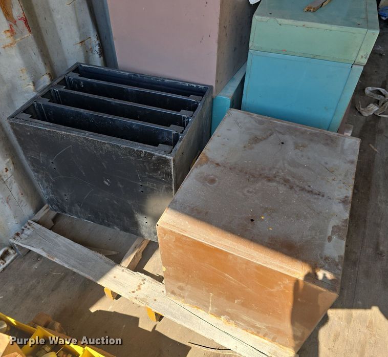 image for item EK6081 Tools