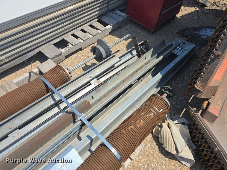 image for item EK6085 Building materials